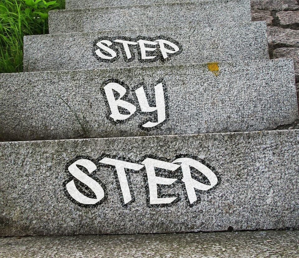 階段 ステップバイステップ